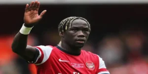 Bacary Sagna Chỉ Trích Chiến Lược Chuyển Nhượng Của Chelsea