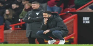 Man Utd Thanh Lý Mạnh Tay