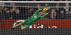 Ter Stegen vs Szczesny - Cuộc Chiến Giữa Hai Người Hùng Trong Khung Gỗ Barcelona