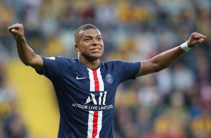 Kylian Mbappe - Cầu thủ định giá khủng nhất